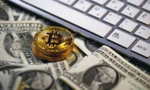 健康生活方式的重要性

关键词：加密货币, 离线钱包, 数字资产

什么是加密数字离线钱包
加密数字离线钱包（也称为“冷钱包”）是用于存储加密货币的一种安全方式，与在线钱包（热钱包）不同，离线钱包不与互联网连接，因此对黑客攻击和网络威胁的抵御能力更强。这类钱包可以是一种硬件设备，也可以是某种形式的纸质钱包，它们的主要目的是确保用户的数字资产更加安全。

加密数字离线钱包的类型
加密数字离线钱包主要有两种类型：硬件钱包和纸钱包。硬件钱包是一种专用设备，用户可以将其插入计算机或手机以进行交易，而纸钱包则是将公钥和私钥打印在纸张上。每种类型都有其优缺点，用户可以根据自己的需求选择适合的类型。

如何创建和使用离线钱包
创建一个加密数字离线钱包的流程相对简单，但确实需要仔细处理以确保安全。对于硬件钱包，通常需要买入一个信任的品牌，如Trezor或Ledger。用户将设备通过USB连接到电脑，按照说明生成钱包，并妥善保存恢复助记词。
而纸钱包的创建则需要使用可信的软件，用户需要确保在离线状态下生成密钥以避免被黑客获取。生成后，可以将密钥打印出来，并安全保存。

离线钱包的安全性
离线钱包的安全性较高，主要原因在于它不暴露在互联网环境中，这为用户的资产提供了额外的安全层。然而，安全性并不是绝对的，用户仍需要采取适当措施以确保私钥的安全，如使用强密码、定期检查和更新钱包固件等。

如何管理和使用离线钱包中的数字资产
使用离线钱包管理数字资产的关键在于先将资金从热钱包转移到冷钱包。这通常涉及通过生成交易并将其签名，然后将其发送到网络，以完成转账。用户必须保持私钥的安全，因为一旦泄露，资产将无法追回。

常见问题与解决方案

问题一：如何安全保管离线钱包的私钥？
私钥是访问和管理您的数字资产的唯一钥匙，安全保管至关重要。为了确保私钥的安全，您可以采取以下措施：
ul
li物理安全：将纸钱包或硬件钱包保存在一个安全的地方，比如保险箱，防止未经授权的访问。/li
li备份：应对私钥进行多次备份，并将备份存储在不同地点，以防丢失。/li
li加密：对纸钱包的内容进行加密，确保只有您可以访问。/li
li限制分享：切勿与他人分享您的私钥或助记词，确保只有您自己知道。/li
/ul

问题二：纸钱包如何生成和使用？
生成纸钱包的过程中，用户首先需要使用一个可信赖的纸钱包生成工具，同时确保在离线模式下进行：
ul
li选择工具：推荐使用一些信任度高的工具，如Bitaddress.org，将其下载并脱机使用。/li
li生成密钥：打开工具后，随机移动鼠标以生成公钥和私钥。/li
li打印钱包：将生成的钱包信息打印出来，并确保打印设备是安全的。/li
li保管：妥善保管打印纸张，确保只保存一个副本，以避免丢失。/li
/ul
使用纸钱包进行交易时，您需要将其私钥导入到电子钱包中，生成的交易会被签名，然后再将其广播到网络上。

问题三：硬件钱包与纸钱包的对比
硬件钱包和纸钱包各有优缺点：
ul
li安全性：硬件钱包通常更安全，因为它们构建了专门的保护措施，而纸钱包如果没有良好的保管，可以轻易损坏或遗失。/li
li易用性：硬件钱包在日常操作中更为简单，用户可以通过设备直接管理资产，而纸钱包需要手动输入信息。/li
li成本：纸钱包的生成几乎是免费的，而硬件钱包通常需要花费一定成本。/li
/ul
用户可以根据自己的需求以及操作习惯选择合适的钱包类型。

问题四：离线钱包是否适合所有用户？
虽然离线钱包提供了更高的安全性，但并不是所有用户都适合使用。对于频繁进行交易的投资者，热钱包可能更加便捷，而对于长期持有者或大额持有者，离线钱包则是一个更安全的选择。
此外，离线钱包需要用户具备一定的技术背景或愿意花时间学习使用流程，初学者可能会面临上手困难。

问题五：如何从离线钱包中恢复资金？
从离线钱包中恢复资金通常需要助记词或私钥。流程如下：
ul
li安装软件：使用电子钱包软件，确保它是官方版本并且安全。/li
li找回私钥：重新输入您的私钥或助记词，软件将会自动生成您的钱包地址。/li
li访问资产：一旦恢复成功，您将能够查看并管理存放在离线钱包中的资产。/li
/ul
用户需要确保在恢复过程中安全，不在不可靠或公共网络环境中进行，以防隐私泄露。

通过以上内容的了解，相信您对加密数字离线钱包的使用有了更加深入的认识，同时也能更好地管理和保护您的数字资产。